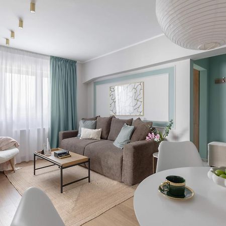 Holt - Sublime Minty Green 1Br On The Park Бухарест Экстерьер фото