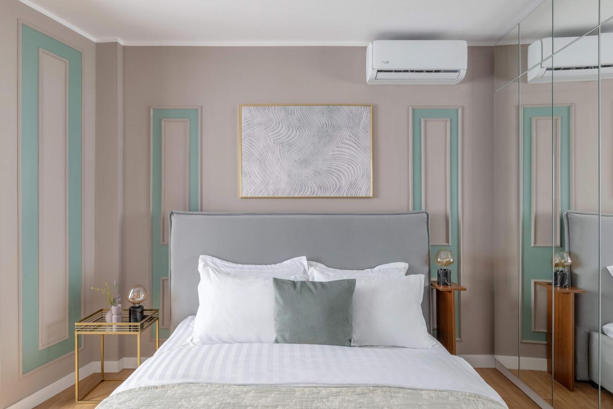 Holt - Sublime Minty Green 1Br On The Park Бухарест Экстерьер фото